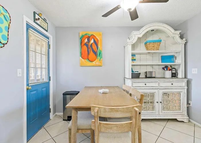 2 1 Great Location Walk To Holiday home