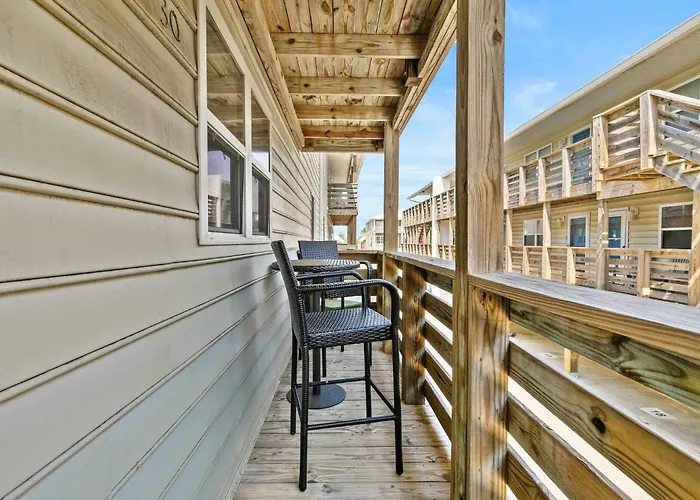 2 1 Great Location Walk To * Gulf Shores