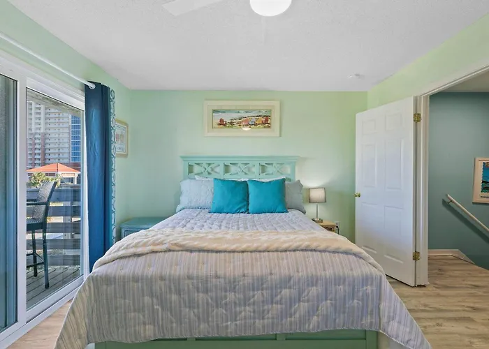 2 1 Great Location Walk To *