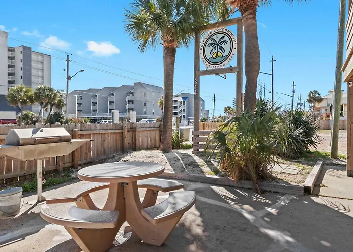 2 1 Great Location Walk To *